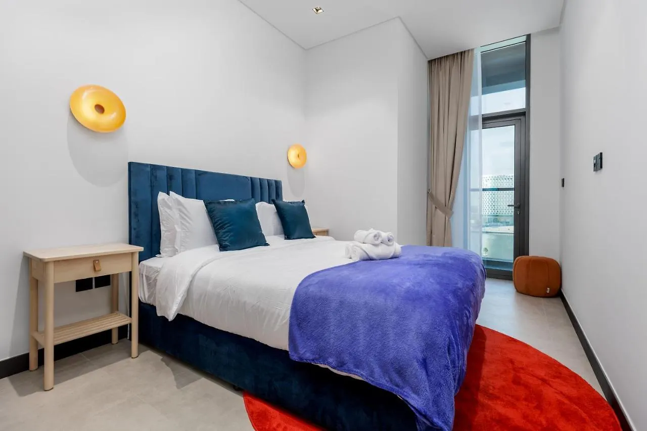 Waves Holiday Homes - Premium 1Br Apartment Overlooking Burj Khalifa Dubai