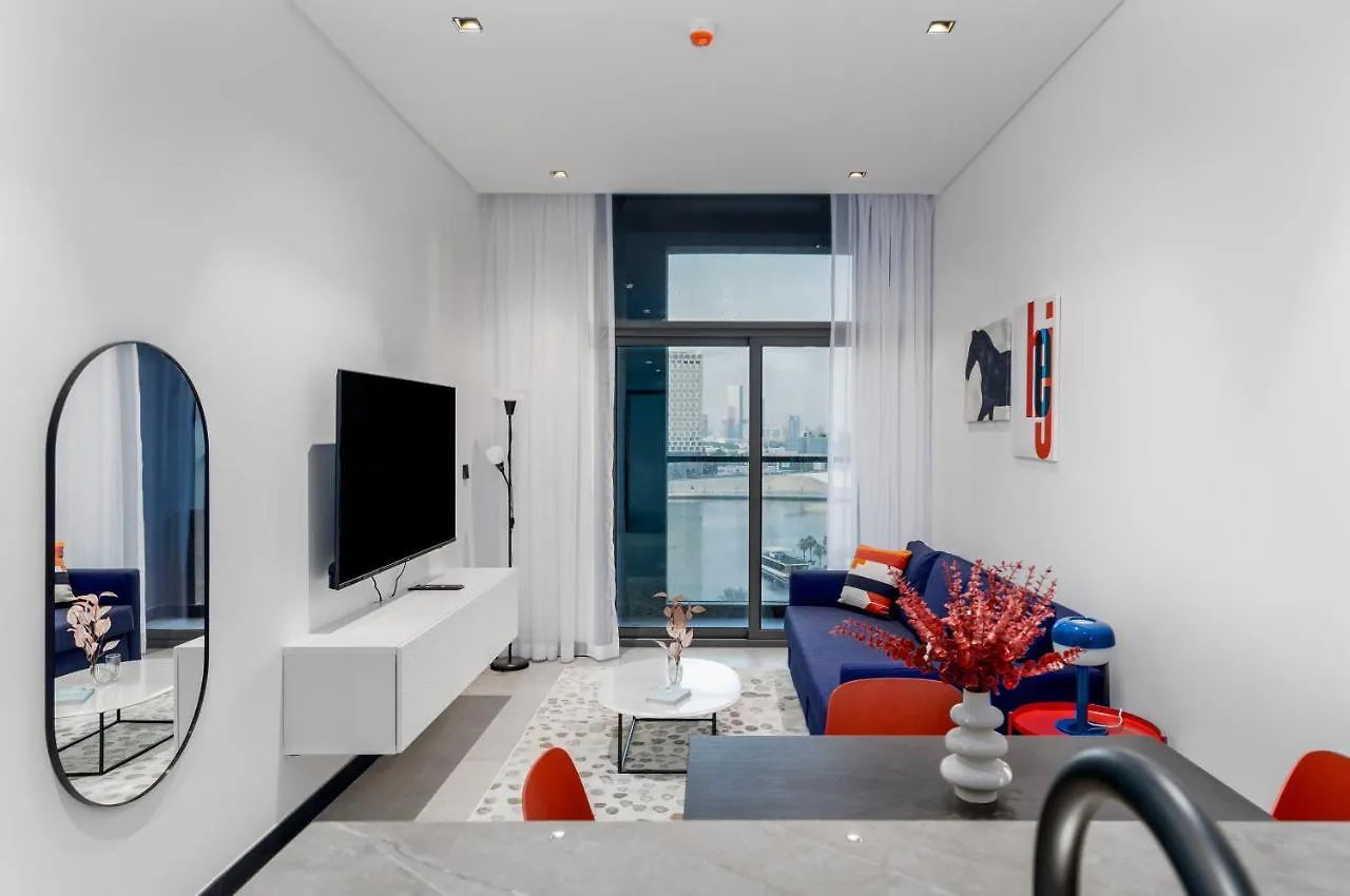 Waves Holiday Homes - Premium 1Br Apartment Overlooking Burj Khalifa Dubai